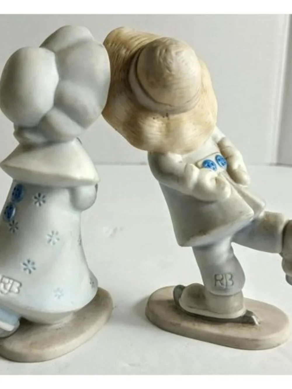 Vintage 1983 Hoga Blue Button Twins Ice Skating Figurine Ceramic Roger Brown